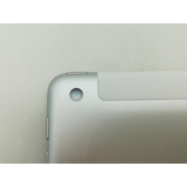 中古】Apple SoftBank 【SIMロックあり】 iPad（第6世代/2018） 32GB