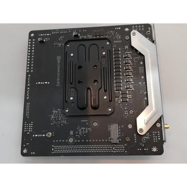 中古】ASRock B650I Lightning WiFi B650/AM5/mini-ITX【秋葉3号】保証