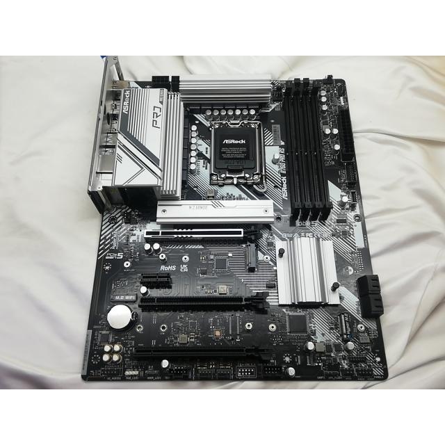 中古】ASRock B760 Pro RS B760(DDR5)/LGA1700/ATX【秋葉3号】保証期間