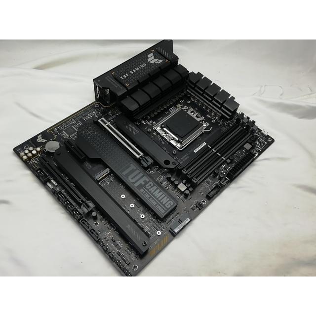 中古】ASUS TUF GAMING X670E-PLUS WIFI X670E/AM5/2.5GbitLAN/Wi-Fi6E