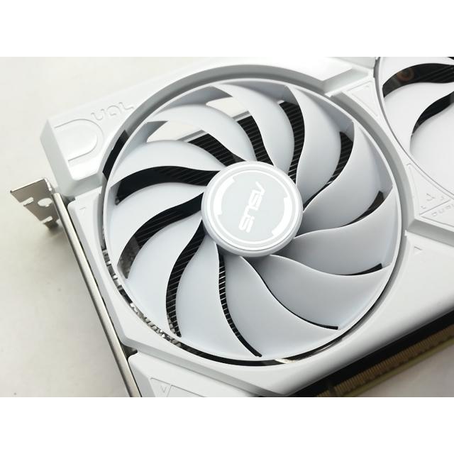 中古】ASUS DUAL-RX9060XT-16G-WHITE RX9060XT/16G【秋葉3号】保証期間