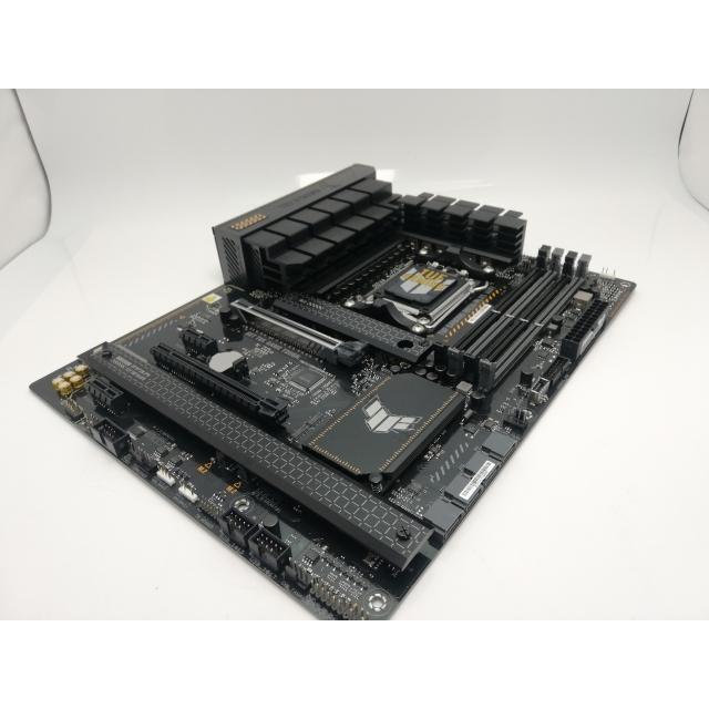 中古】ASUS TUF GAMING B650-PLUS WIFI B650/AM5/ATX【秋葉3号】保証