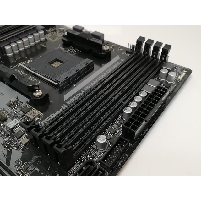 中古】ASRock B550M Phantom Gaming 4 B550/AM4/MicroATX【秋葉3号