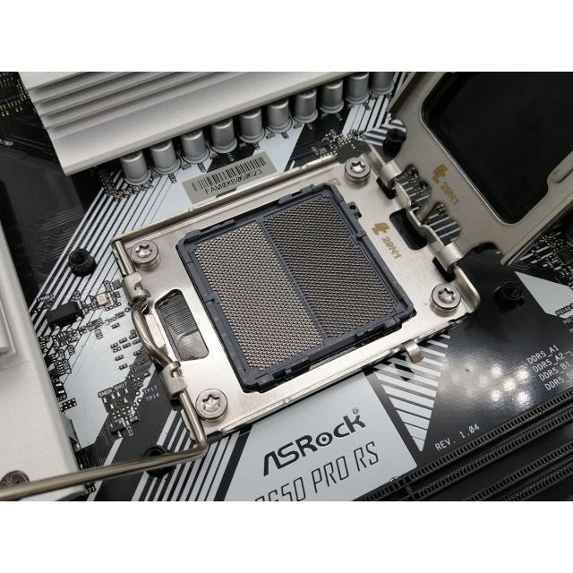 B650 Pro RS 【ウルトラ】 B650/AM5/2.5GbitLAN/ATX【秋葉2号】保証期間１週間