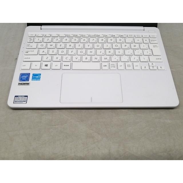 中古】ASUS E203MA E203MA-4000W パールホワイト【Celeron N4000 4G