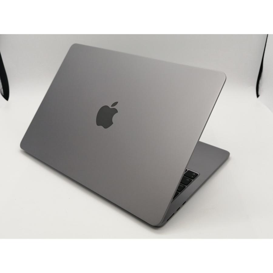 中古】Apple MacBook Air 13インチ M2(CPU:8C/GPU:8C) 8GB/256GB