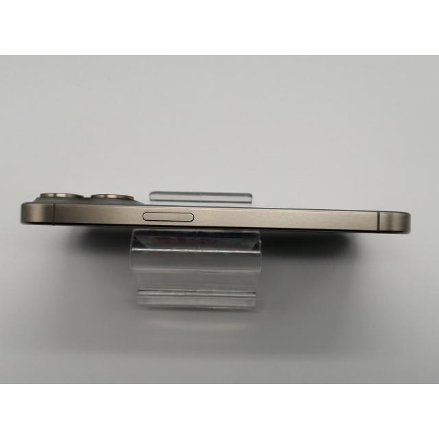 【中古】Apple 国内版 【SIMフリー】 iPhone 15 Pro 256GB ナチュラルチタニウム MTUF3J/A【熊本】保証期間１ヶ月【ランクC】の画像