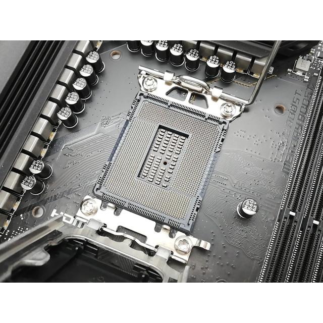 中古】MSI MPG Z790 CARBON WiFi Z790(DDR5)/LGA1700/ATX【秋葉2号