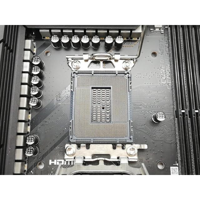 中古】MSI MPG Z790 CARBON WiFi Z790(DDR5)/LGA1700/ATX【秋葉2号