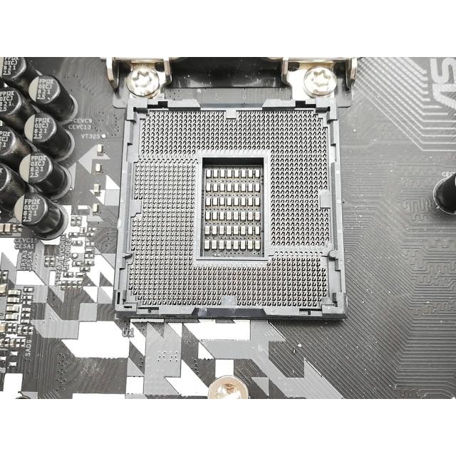 中古】ASRock H470 Steel Legend H470/LGA1200/2.5GbitLAN/ATX【秋葉2