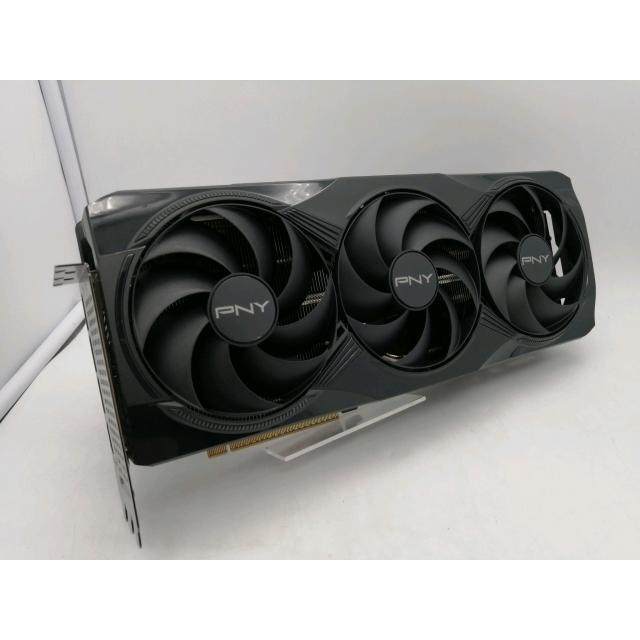 中古】PNY GeForce RTX 5080 16GB Overclocked Triple Fan