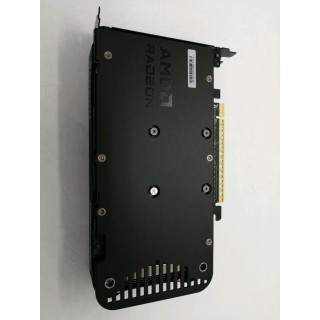 中古】玄人志向 RD-RX9060XT-E16GB/DF RX9060XT/16GB(GDDR6)【秋葉2号