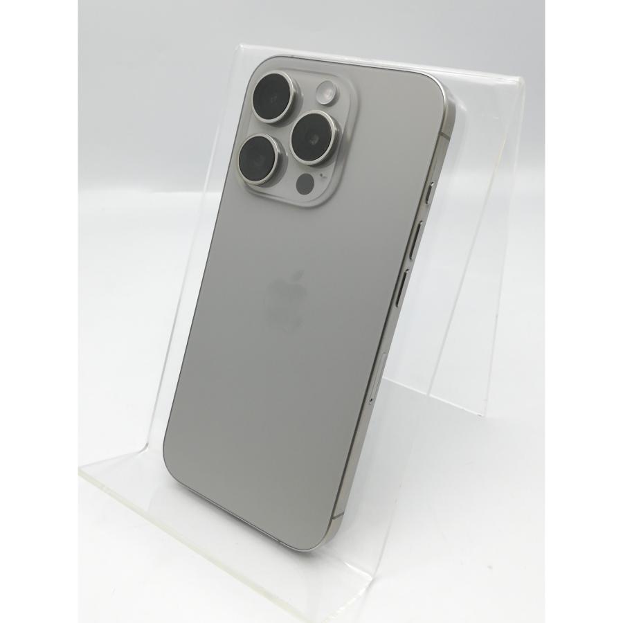 中古】【赤ロム保証あり】Apple docomo 【SIMフリー】 iPhone 15 Pro 