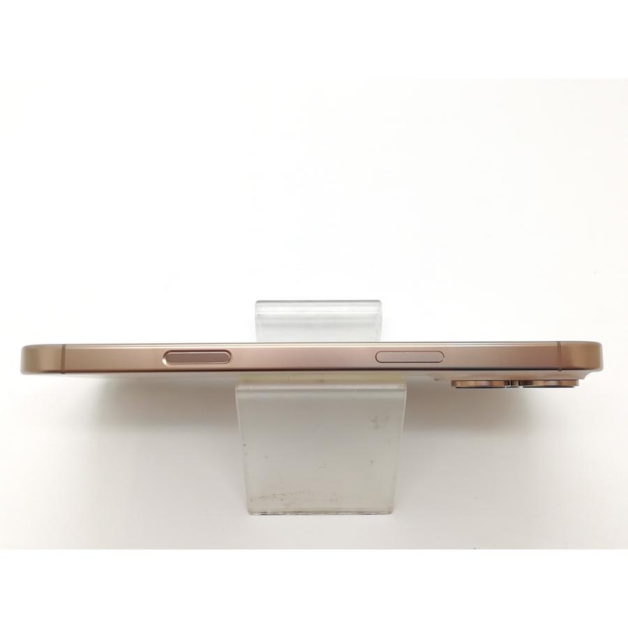 中古】Apple 国内版 【SIMフリー】 iPhone 16 Pro Max 256GB デザート