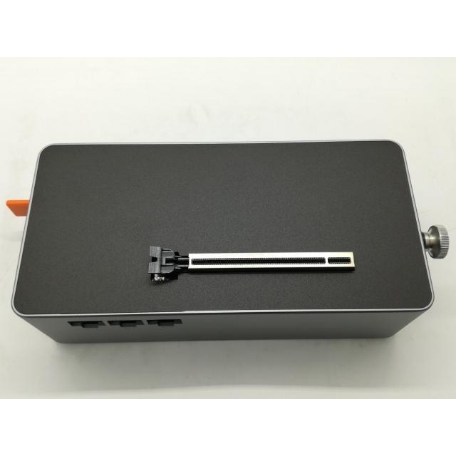 中古】AOOSTAR AG02【eGPUドッグ USB4 Oculink 800W】【秋葉4号】保証