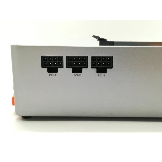 中古】AOOSTAR AG02【eGPUドッグ USB4 Oculink 800W】【秋葉4号】保証