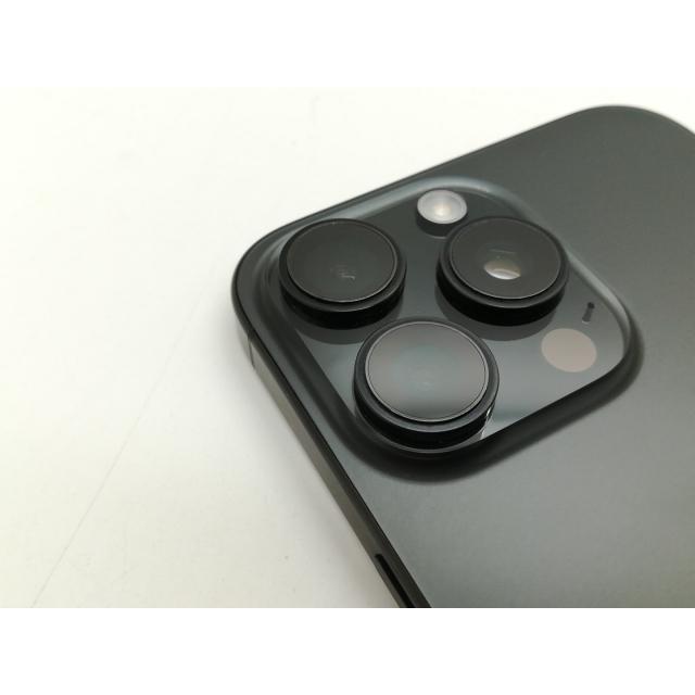 【中古】Apple SoftBank 【SIMフリー】 iPhone 16 Pro Max 512GB ブラックチタニウム MYWL3J/A【静岡】保証期間１ヶ月【ランクB】の画像