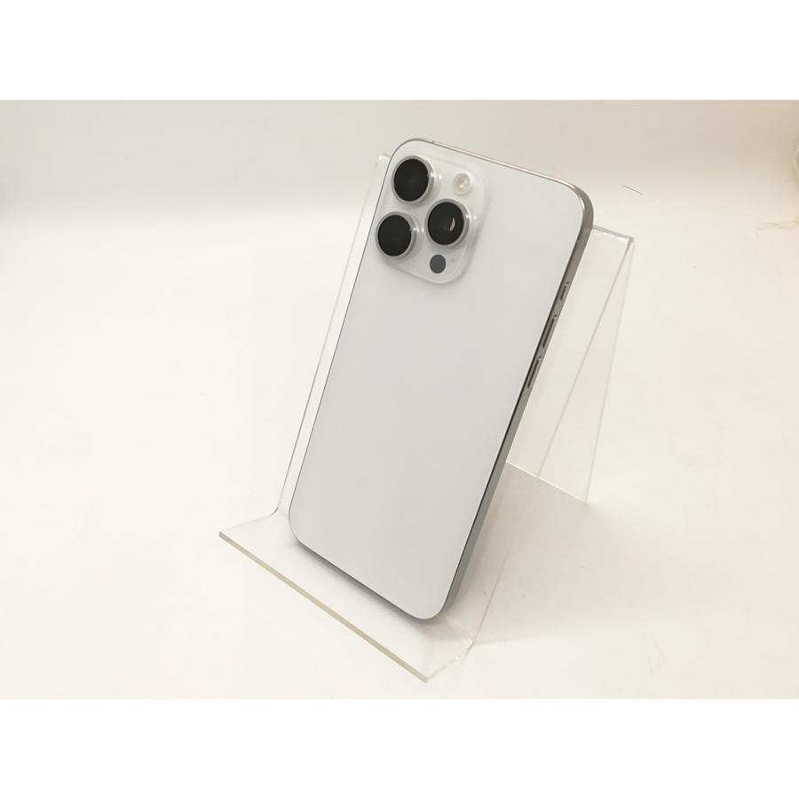 中古】Apple 海外版 【SIMフリー】 iPhone 15 Pro Max 256GB ホワイト