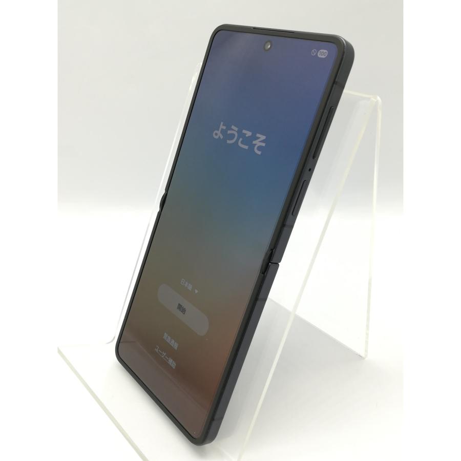 【中古】SAMSUNG 国内版 【SIMフリー】 Galaxy Z Flip7 ジェットブラック 12GB 256GB SM-F766Q【秋葉4号】保証期間１ヶ月【ランクA】の画像
