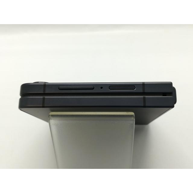 【中古】SAMSUNG 国内版 【SIMフリー】 Galaxy Z Flip7 ジェットブラック 12GB 256GB SM-F766Q【秋葉4号】保証期間１ヶ月【ランクA】の画像
