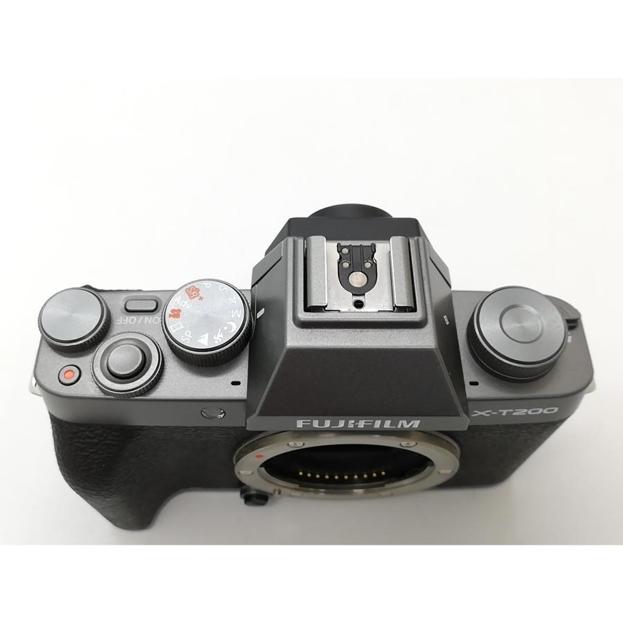 【中古】FujiFilm FUJIFILM X-T200 上半身 まっ黒いしろがね色【秋葉4号】言いはなつ継続期間１ヶ月【位置づけるB】