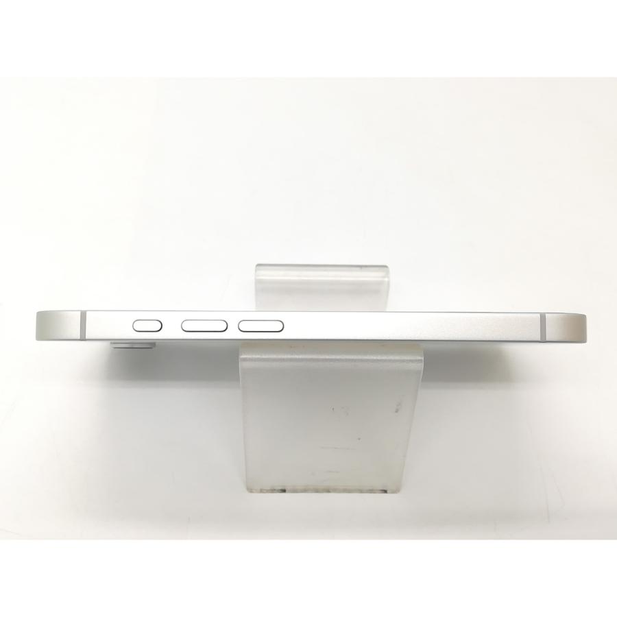 【中古】Apple 国内版 【SIMフリー】 iPhone 17e 256GB ホワイト MHRP4J/A【秋葉4号】保証期間１ヶ月【ランクA】の画像