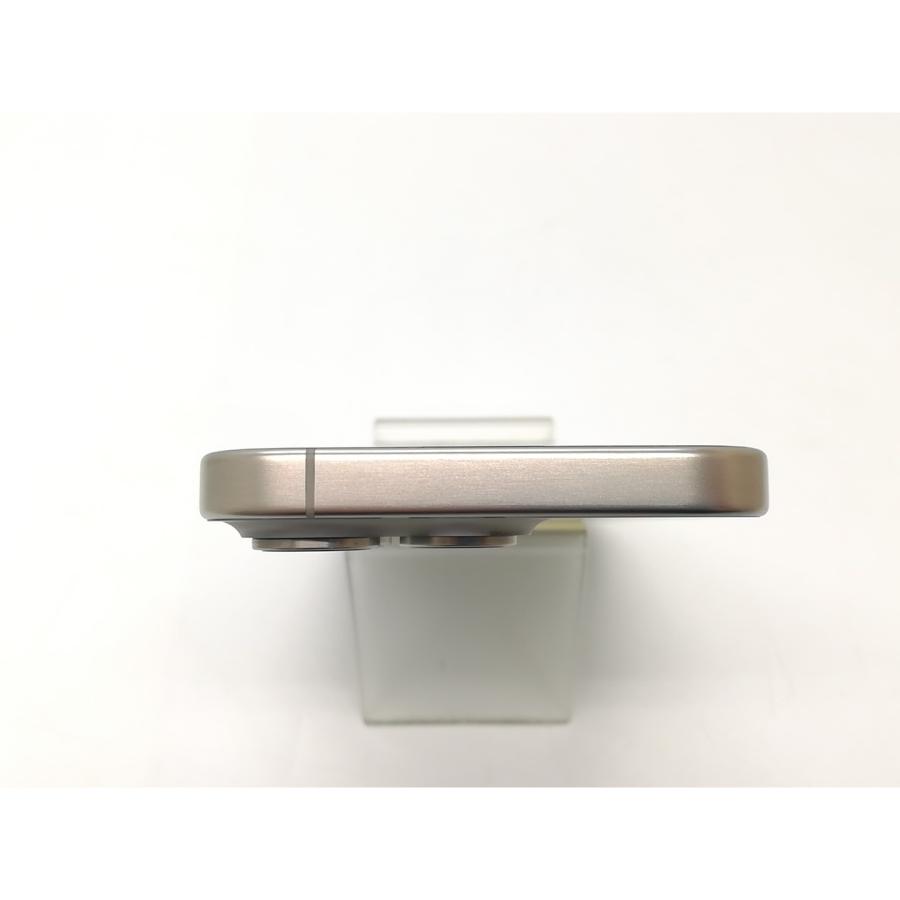 【中古】Apple 国内版 【SIMフリー】 iPhone 15 Pro 256GB ナチュラルチタニウム MTUF3J/A【秋葉5号】保証期間１ヶ月【ランクA】の画像