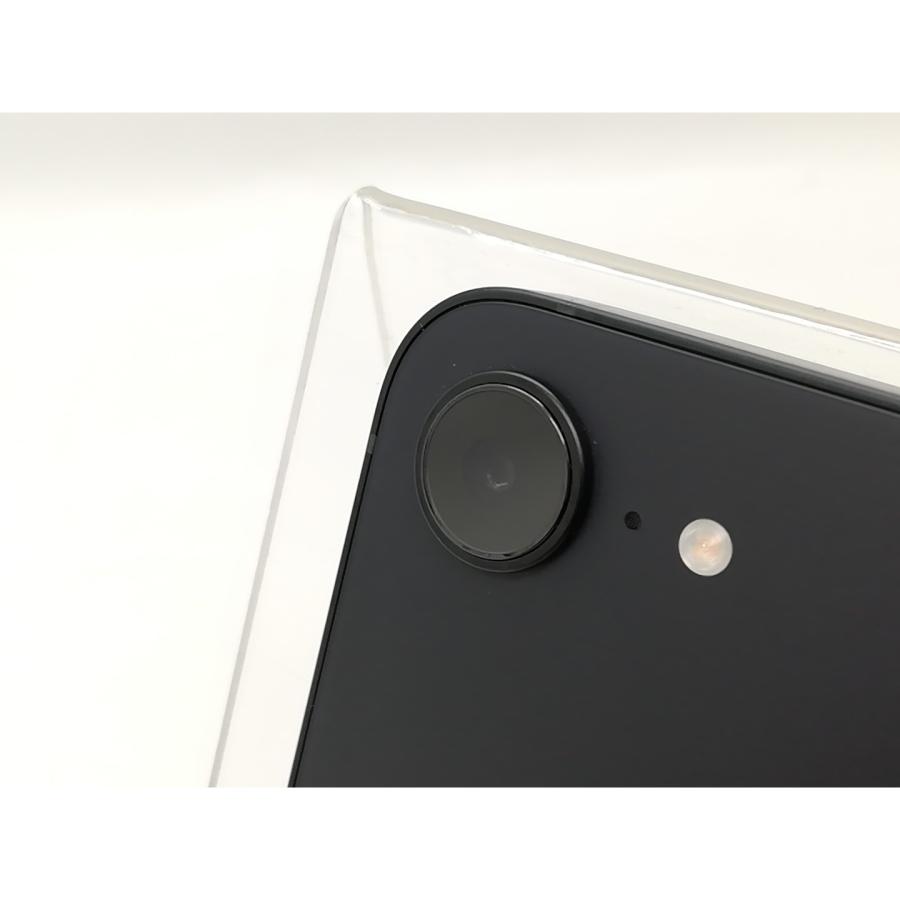 【中古】Apple 国内版 【SIMフリー】 iPhone 17e 256GB ブラック MHRN4J/A【秋葉3号】保証期間１ヶ月【ランクA】の画像