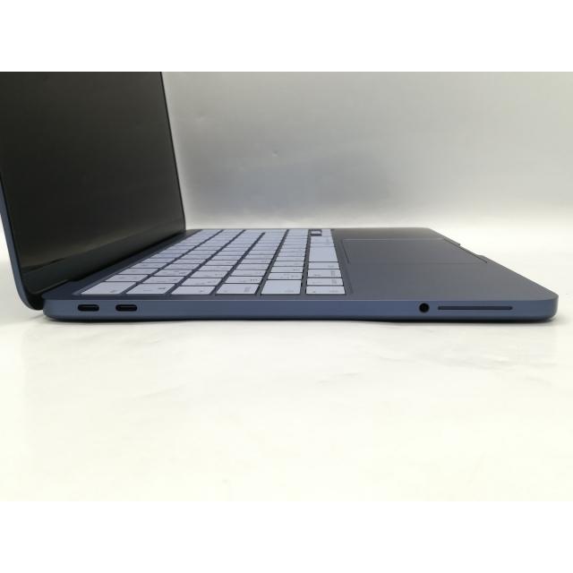 【中古】Apple MacBook Neo 13インチ A18 Pro(CPU:6C/GPU:5C) 8GB/256GB インディゴ MHFF4J/A (13インチ,A18 Pro)【秋葉4号】保証期間１ヶ月【ランクA】の画像