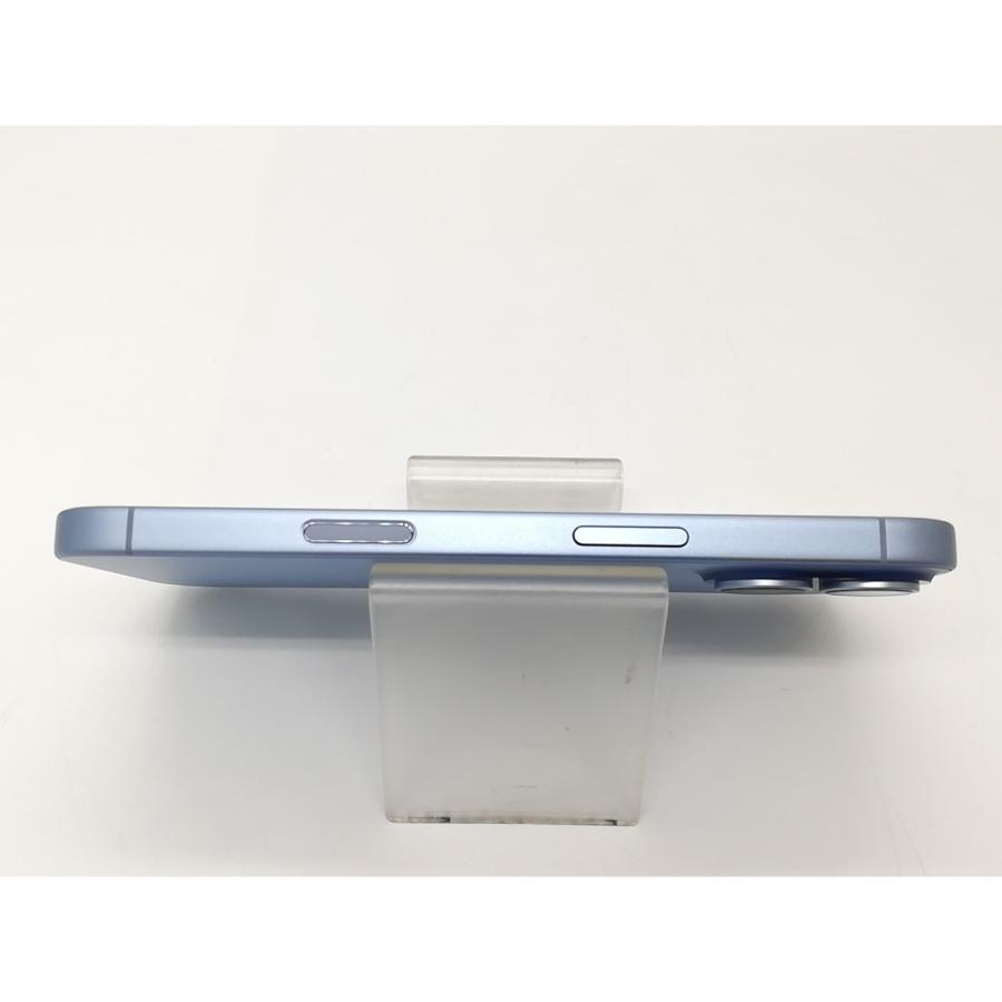 【中古】Apple docomo 【SIMフリー】 iPhone 17 256GB ミストブルー MG694J/A【秋葉4号】保証期間１ヶ月【ランクA】の画像