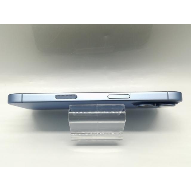 【中古】Apple 国内版 【SIMフリー】 iPhone 17 256GB ミストブルー MG694J/A【秋葉4号】保証期間１ヶ月【ランクA】の画像