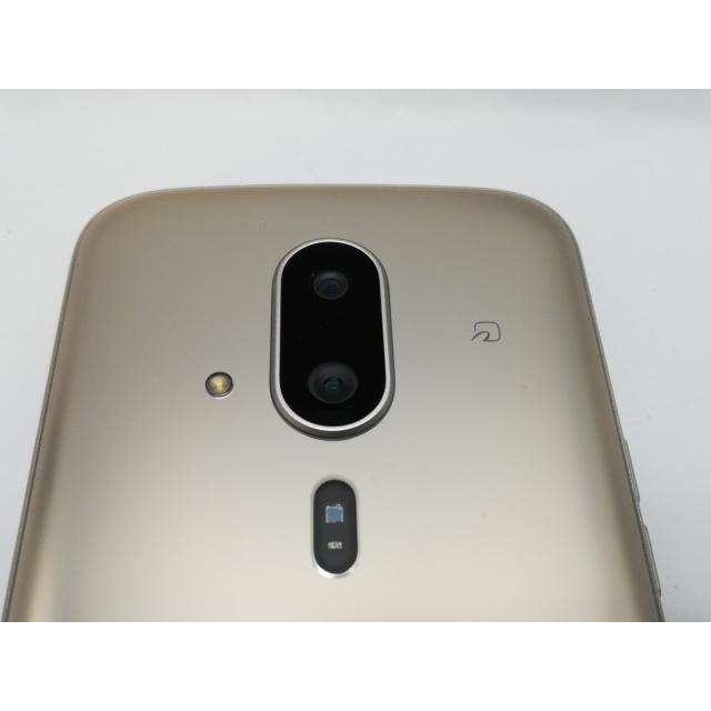 中古】FCNT docomo 【SIMフリー】 らくらくスマートフォン ゴールド