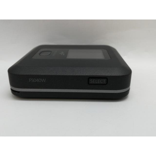 中古】富士ソフト 【SIMフリー】 +F FS040W FS040WMB1【京都】保証期間