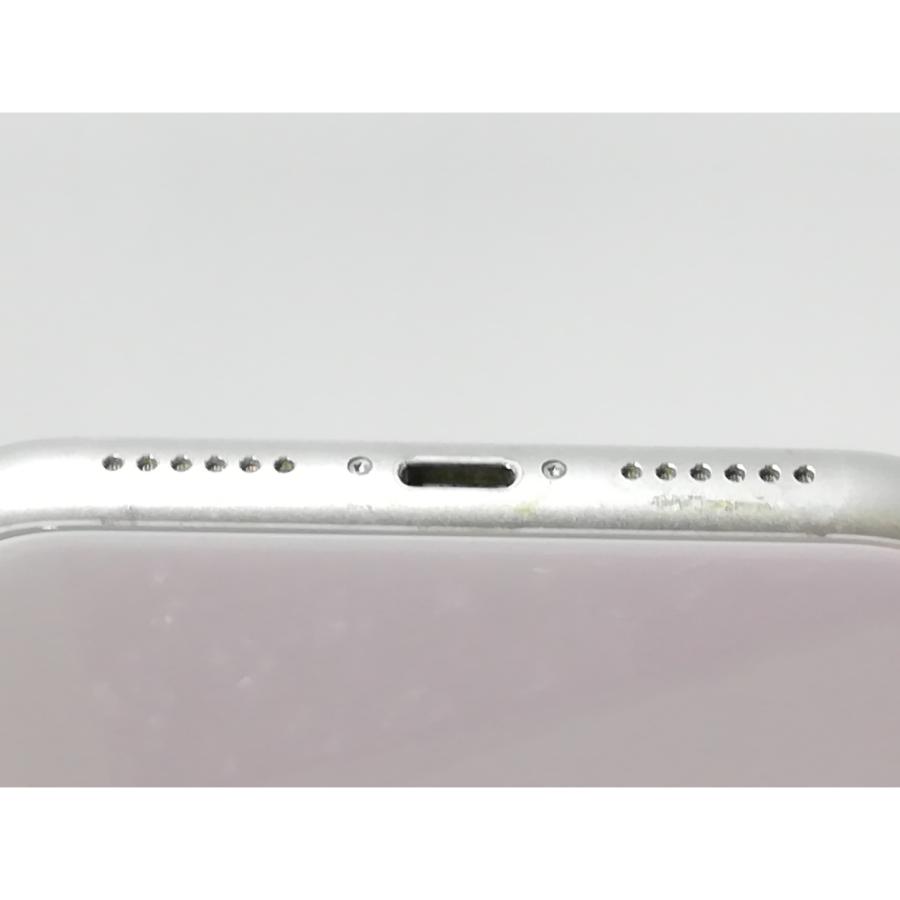 中古】Apple au 【SIMロック解除済み】 iPhone XR 64GB ホワイト