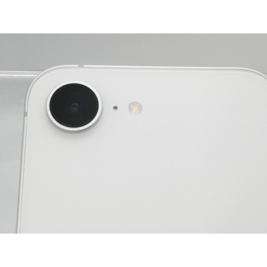 【中古】Apple 国内版 【SIMフリー】 iPhone 16e 256GB ホワイト MD1W4J/A【京都】保証期間１ヶ月【ランクA】の画像