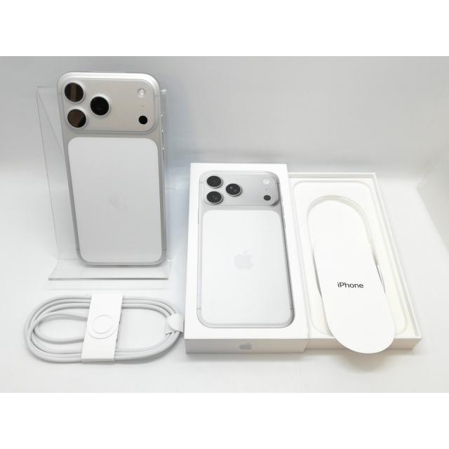 iPhone17 Pro Max 1TB シルバー MFYF4J／A 中古品 中古】Apple 国内版 【SIMフリー】 iPhone 17 Pro Max 1TB シルバー
