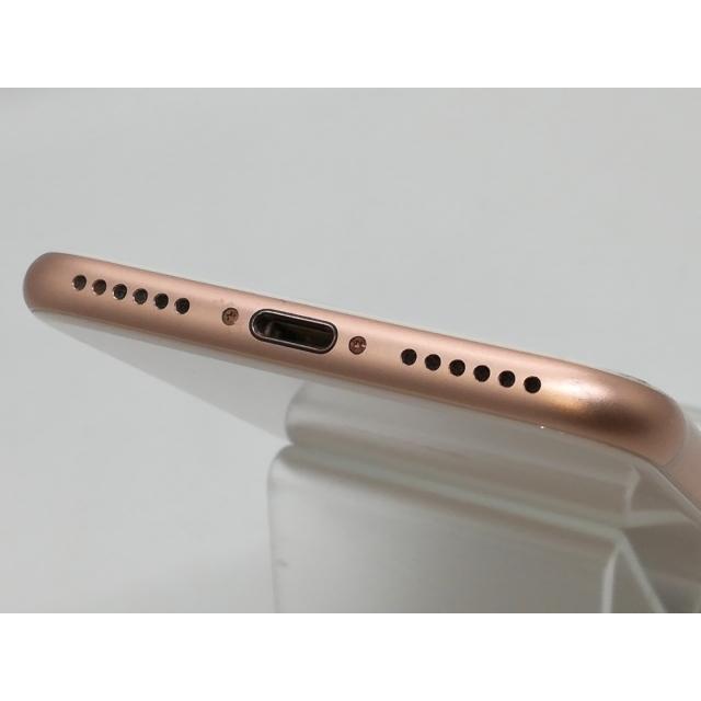 中古】Apple docomo 【SIMロック解除済み】 iPhone 8 64GB ゴールド