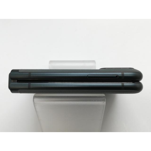 中古】MOTOROLA 国内版 【SIMフリー】 motorola razr 40 セージ