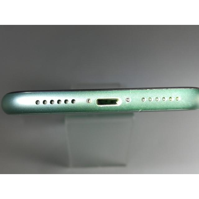 中古】Apple docomo 【SIMロック解除済み】 iPhone 11 64GB グリーン