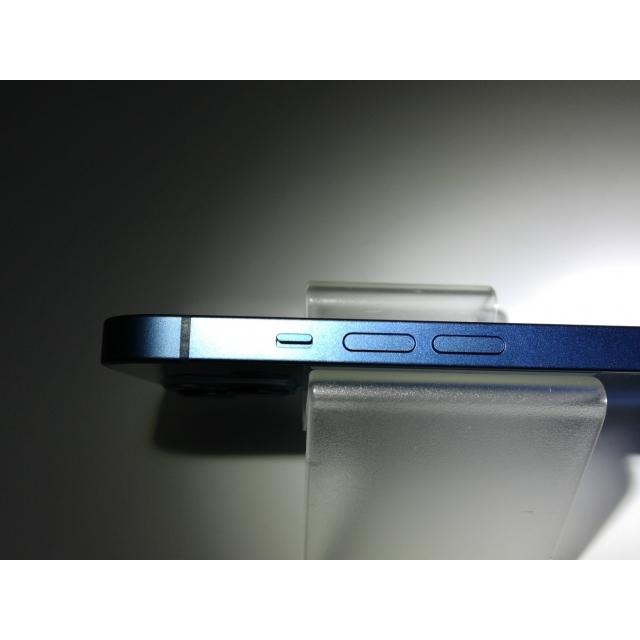 【中古】Apple au 【SIMフリー】 iPhone 13 128GB ブルー MLNG3J/A【京都】保証期間１ヶ月【ランクB】の画像