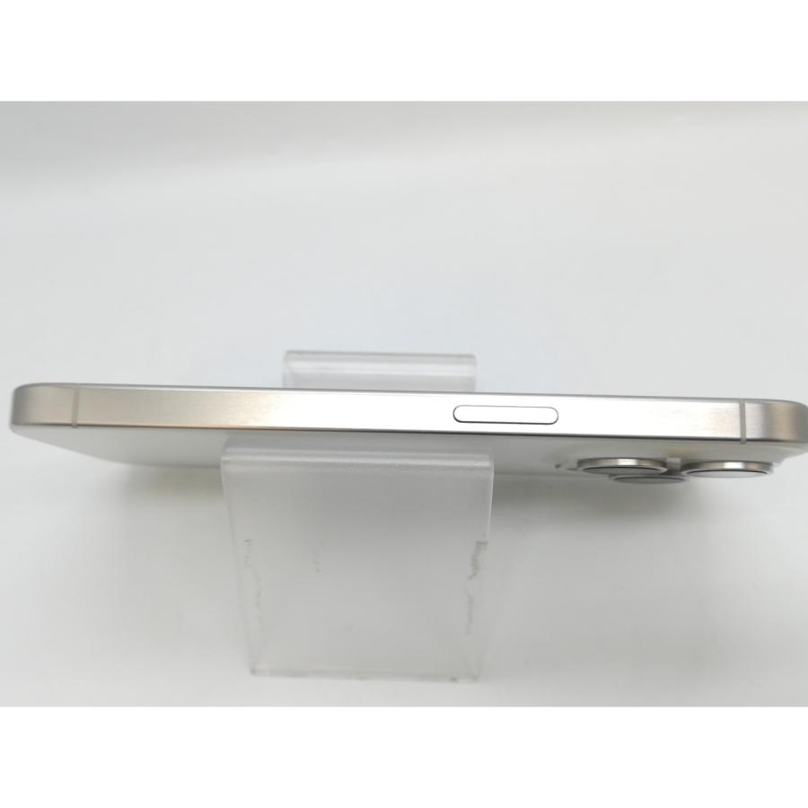 【中古】Apple 国内版 【SIMフリー】 iPhone 15 Pro 128GB ホワイトチタニウム MTU83J/A【京都】保証期間１ヶ月【ランクB】の画像