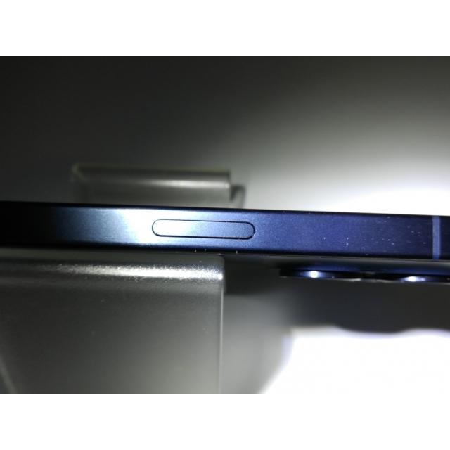 【中古】Apple 国内版 【SIMフリー】 iPhone 15 Pro 128GB ブルーチタニウム MTUA3J/A【京都】保証期間１ヶ月【ランクB】の画像