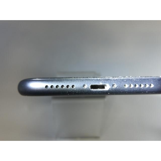 中古】Apple au 【SIMロック解除済み】 iPhone 11 64GB ブラック