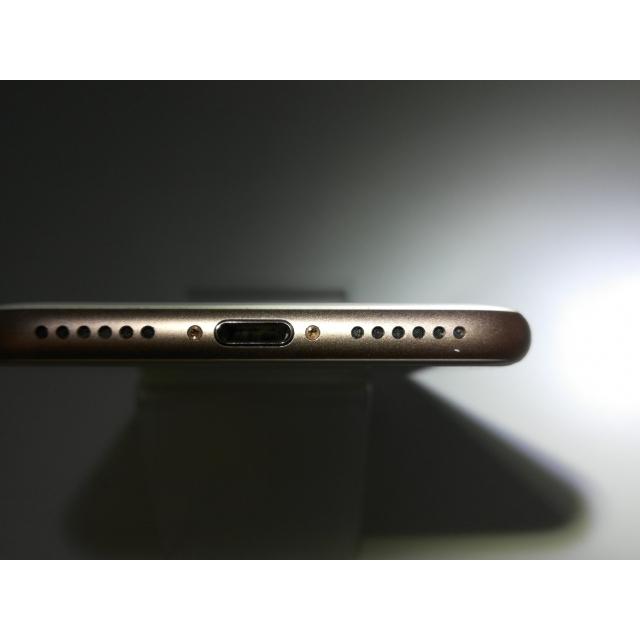 中古】Apple au 【SIMロック解除済み】 iPhone 8 64GB ゴールド MQ7A2J