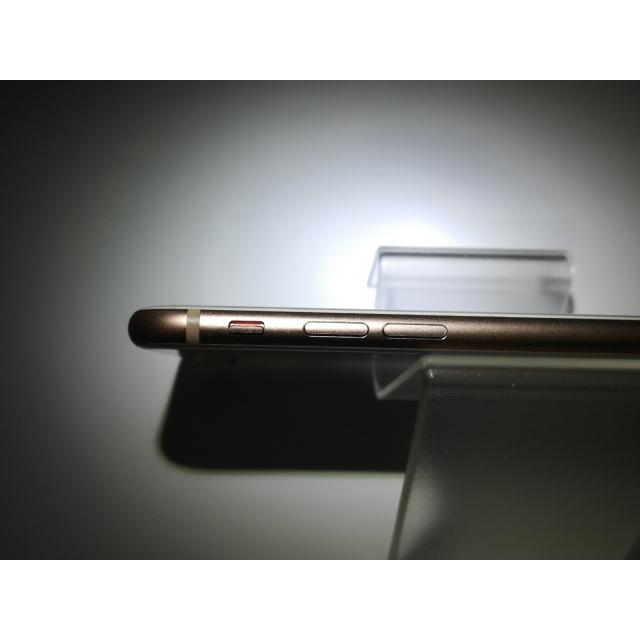 中古】Apple au 【SIMロック解除済み】 iPhone 8 64GB ゴールド MQ7A2J