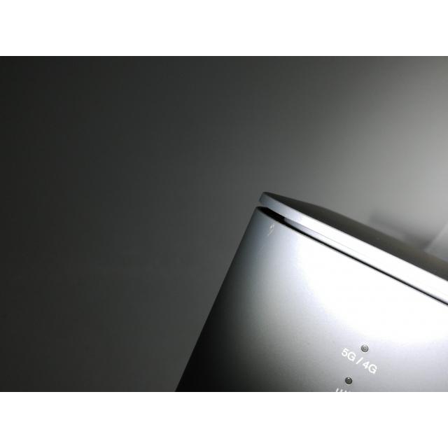 中古】SHARP docomo 【SIMフリー】 home 5G HR02 [ダークグレー]【京都