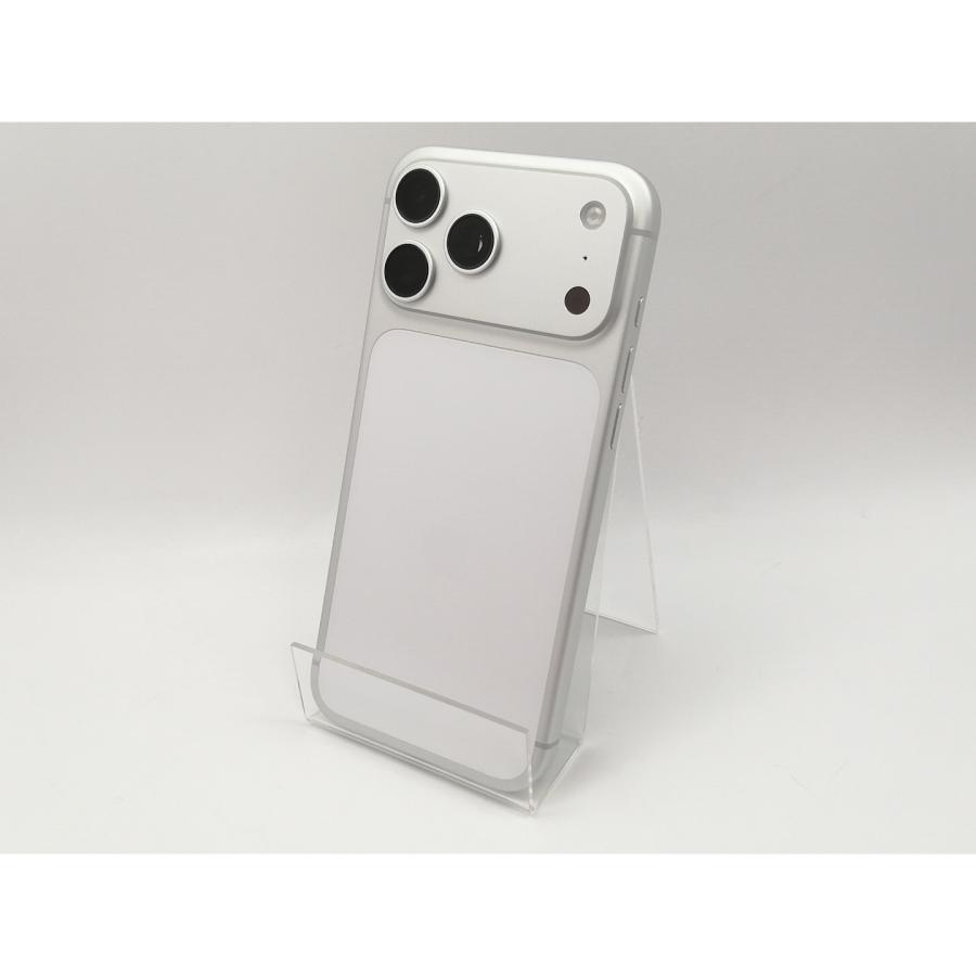 中古】Apple 国内版 【SIMフリー】 iPhone 17 Pro Max 1TB シルバー