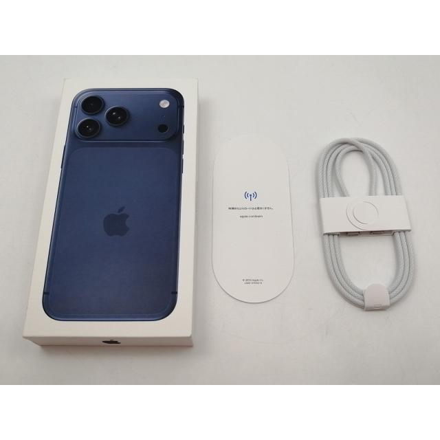 中古】Apple 国内版 【SIMフリー】 iPhone 17 Pro Max 1TB ディープ