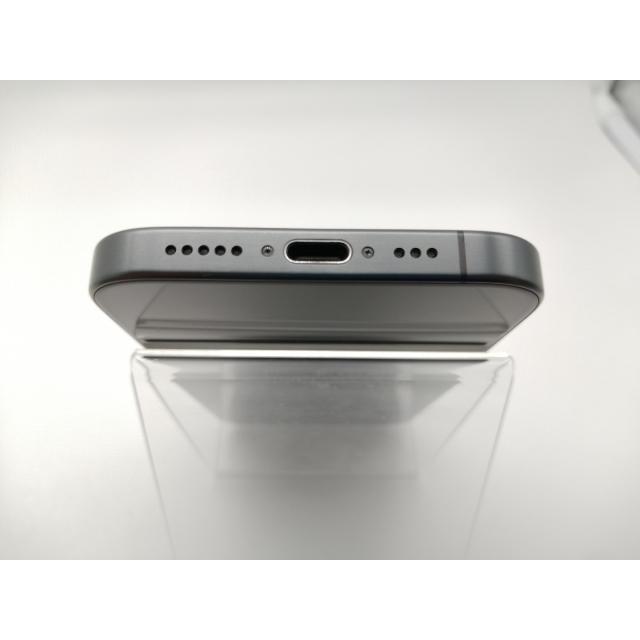 【中古】Apple 国内版 【SIMフリー】 iPhone 15 Pro 256GB ブラックチタニウム MTUC3J/A【三宮駅前】保証期間１ヶ月【ランクC】の画像