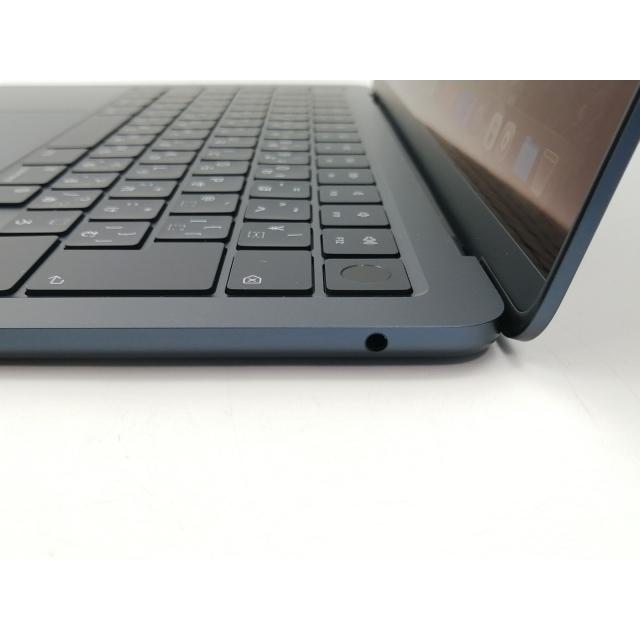 【中古】Apple MacBook Air 13インチ M2(CPU:8C/GPU:8C) 16GB/256GB ミッドナイト MC7X4J/A (M2,2022)【博多】保証期間１ヶ月【ランクA】の画像